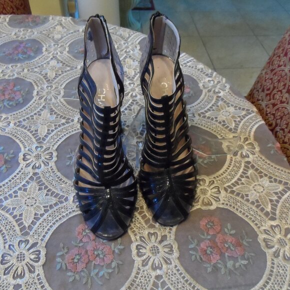 Chanel Black Patent Leather Multi Strap Booties w/Clear Perforated PVC Size 40 - Picture 2 of 16